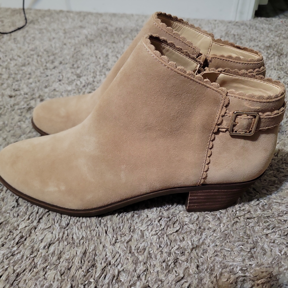 Crown & Ivy Tan Ankle Boots